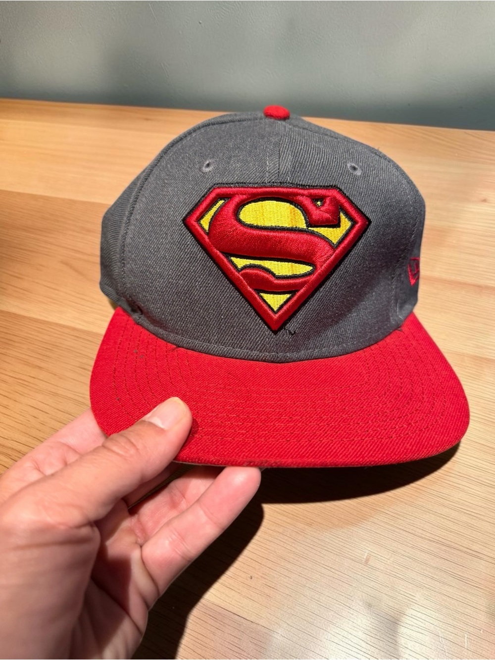 Mens new era Superman SnapBack cap